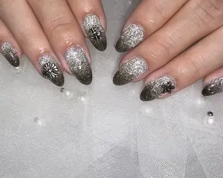 ネイル ToliyDeliy akemiのネイルデザイン