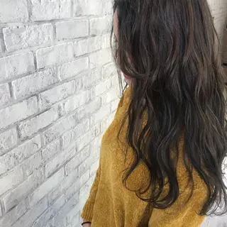 ロング カラー Oopsレイヤー 加藤澄都のヘアスタイル