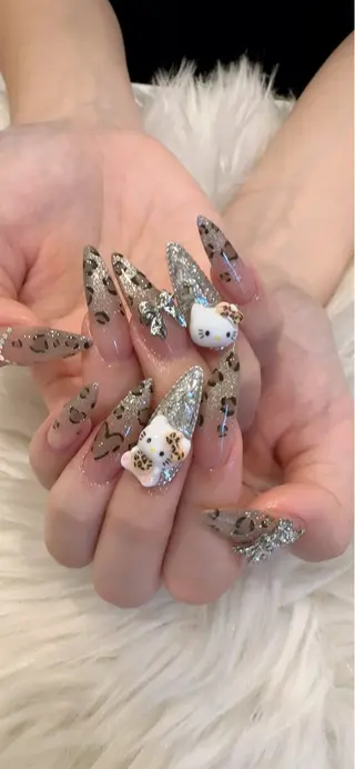 ネイル Tinaネイル 難波のネイルデザイン