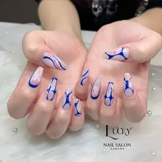 ネイル Lucky Nail Salonのネイルデザイン
