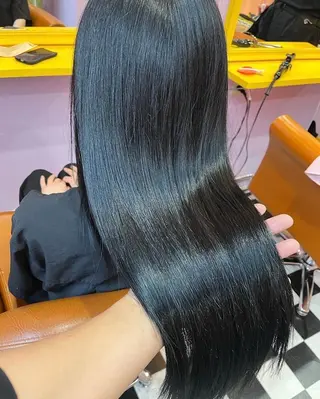 ロング 大阪レミーエクステ チビ編み込みのヘアスタイル