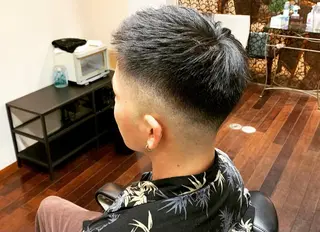 ショート 綾田 一蔵のヘアスタイル