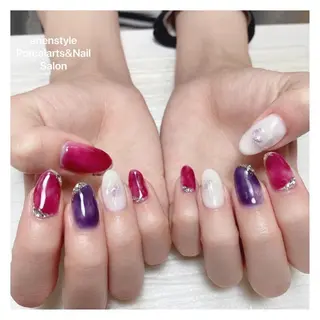 ミディアム ネイル 🐾enen style 🐾のネイルデザイン