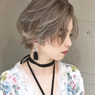 ショート カラー 髪の再生請負人 矢野雄三のヘアスタイル