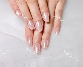 ネイル 🦋 Queenieのネイルデザイン