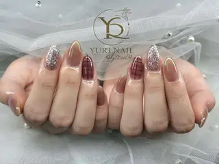 ネイル YURI Nail NARITAのネイルデザイン