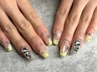 ネイル L' eclatのネイルデザイン