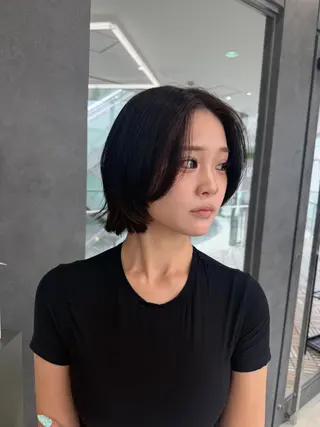 ショート カラー ヘアアレンジ レイヤーカット/ ハイトーン/ みうのヘアスタイル
