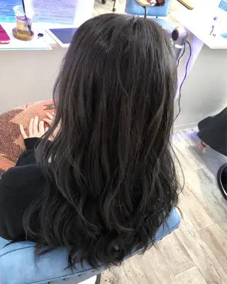 ロング カラー 白井 つづりのヘアスタイル
