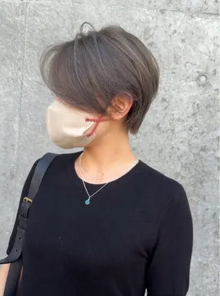 ショート カラー 轡田 くつわだのヘアスタイル