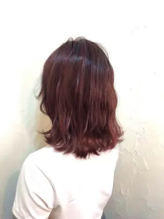 ミディアム カラー 西田 愛華のヘアスタイル