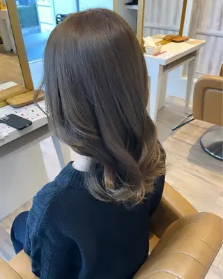 セミロング カラー yui🥀/ボブ /ブリーチなしカラーのヘアスタイル