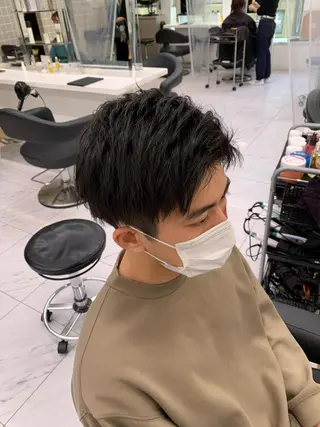 ショート カラー パーマ メンズ メンズパーマ特化 TAIGAのヘアスタイル