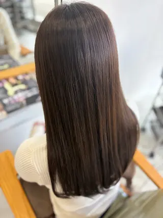ロング カラー moi Blanc/ Aoyagiのヘアスタイル