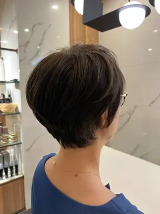 ショート 村中 逸紀のヘアスタイル