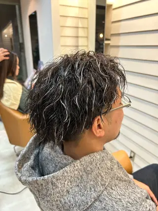 カラー メンズ Takashima Harukaのヘアスタイル