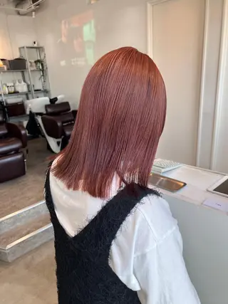 ミディアム カラー 松坂 真衣のヘアスタイル