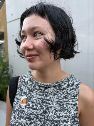 ショート レイヤーカット\ウル フ　chinatsuのヘアスタイル