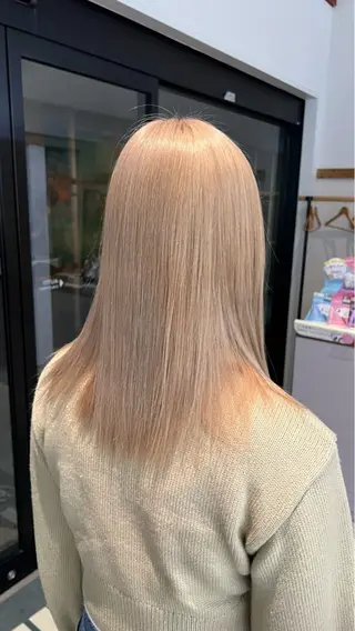 カラー 透明感カラー 結羽愛のヘアスタイル