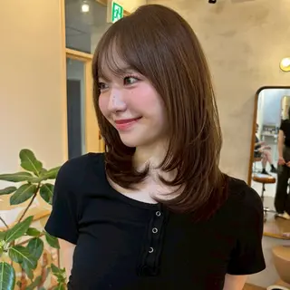 ミディアム ひなこ♡縮毛矯正/ 艶カラー🤍透明感のヘアスタイル