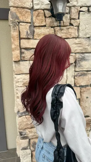 ロング カラー 清水 花菜のヘアスタイル