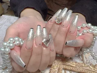 ネイル MoaNail🫶 Yoshiのネイルデザイン
