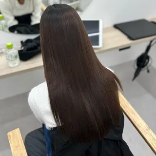 ロング 橋本 愛唯のヘアスタイル