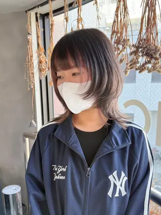 セミロング ウルフ レイヤー パーマ🪐MANAのヘアスタイル