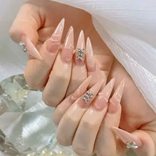 ネイル Lyna 池袋のネイルデザイン