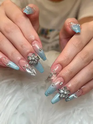ネイル NIE MoMoのネイルデザイン