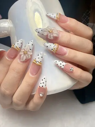 ネイル Lina  nail beautyのネイルデザイン