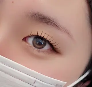 マツエク・マツパ weyebeauty Juri🤍の眉毛・アイブロウイメージ