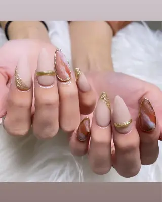 セミロング ネイル Y. Sのネイルデザイン