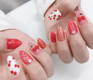 ネイル 吉田 (ネイリスト)のネイルデザイン