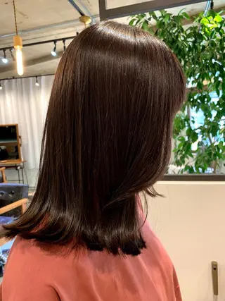 セミロング ブリーチなしカラー 🌿脇黒丸 彩のヘアスタイル