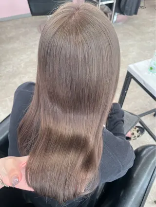 セミロング saeri MATTYのヘアスタイル