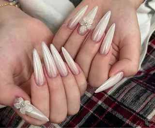 ネイル Lily nail salonのネイルデザイン