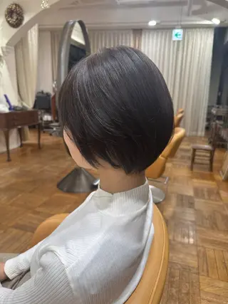 ショート レイヤー／パーマ ／るかのヘアスタイル