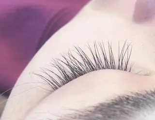 マツエク・マツパ そそ　喜 多のヘアスタイル