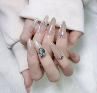 ネイル エリ🫧 nail池袋東口のネイルデザイン