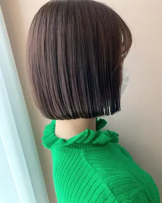 ショート カラー hubhair レイヤー/透明感のヘアスタイル
