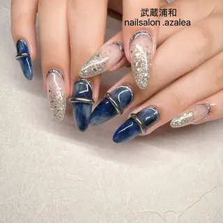 ネイル R inのネイルデザイン