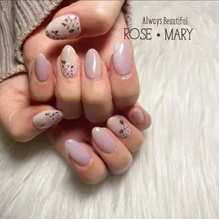 ネイル ROSE・ MARY 鈴木のネイルデザイン