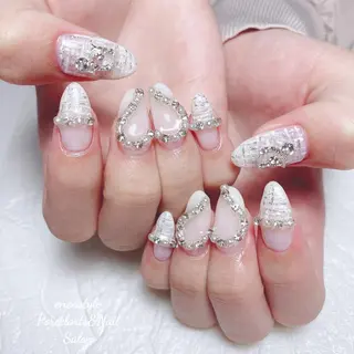 ミディアム ネイル 🐾enen style 🐾のネイルデザイン