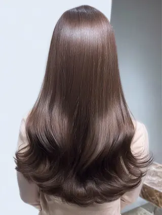ロング パーマ 韓国×艶ハイトーンが かわいい✨️リオ🍒のヘアスタイル
