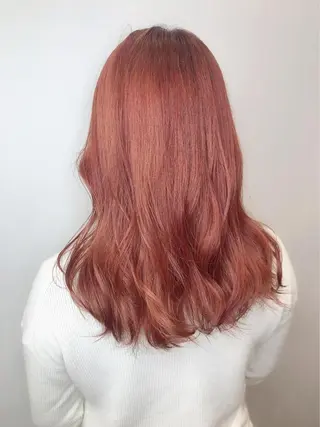 セミロング しもかわ かほのヘアスタイル