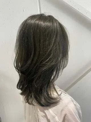 セミロング カラー 似合わせレイヤー 阿波座/ふじむらのヘアスタイル