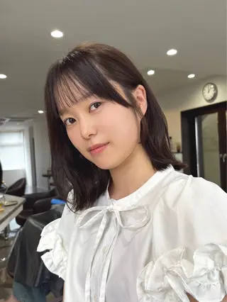 ミディアム タナカ レイヤのヘアスタイル