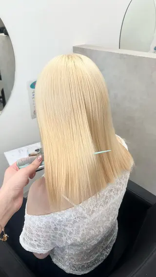 ロング カラー 透明感カラー 結羽愛のヘアスタイル