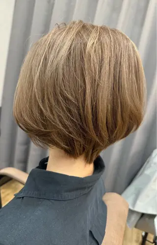 ショート カラー reeed konnoのヘアスタイル